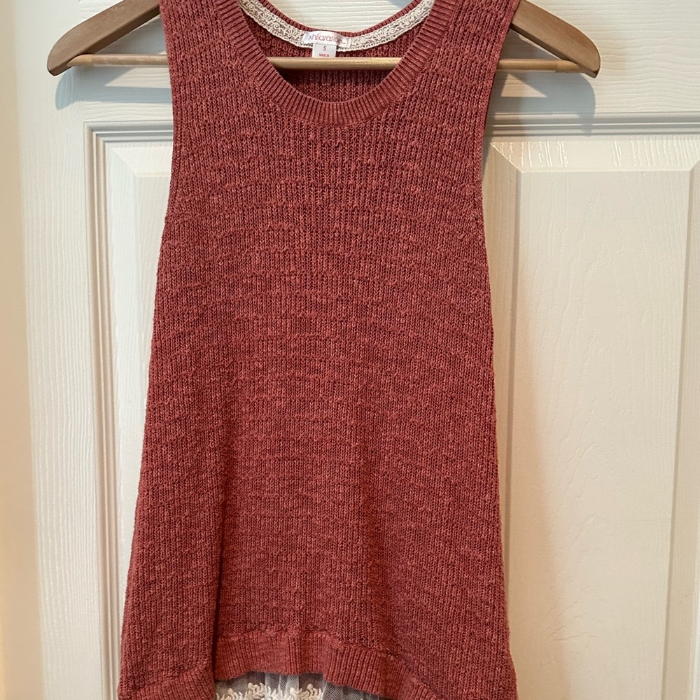 Women’s Knit Tunic Sweater with Lace Underlay. - Medium